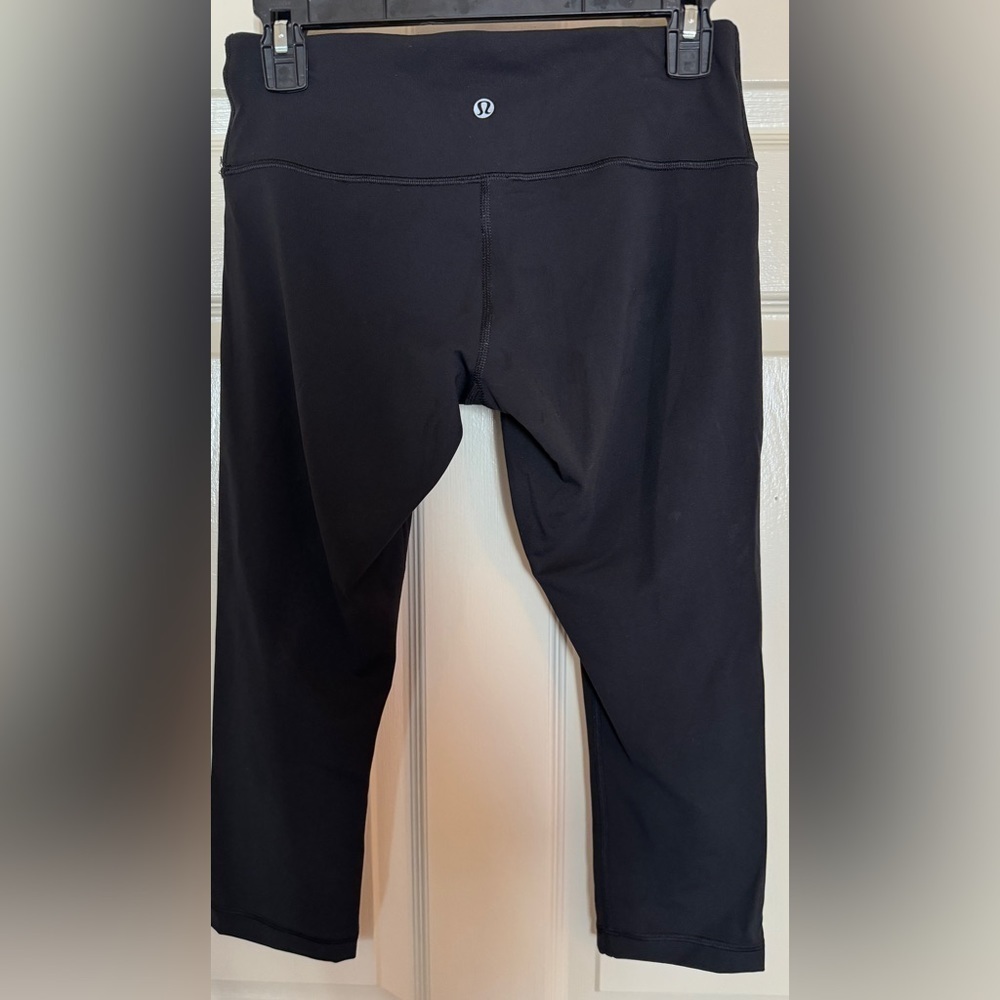 Lululemon Wunder Under Crop 21” Sz 6 Black Luxtreme Leggings - Picture 4 of 4
